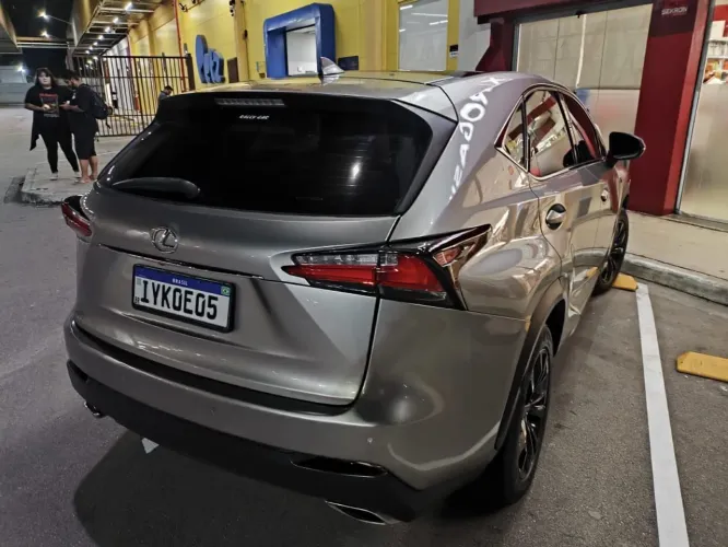 Lexus NX-200T F-sport 2.0 16V 238cv Aut. 2017