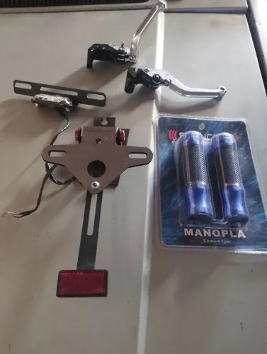 Manopla eliminar de rabeta e manetes 