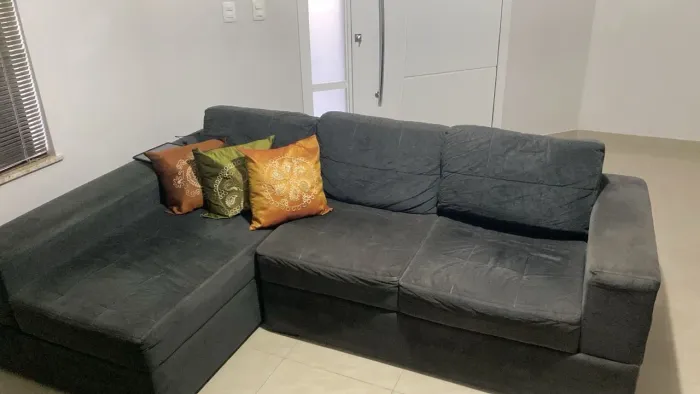 SOFÁ À VENDA