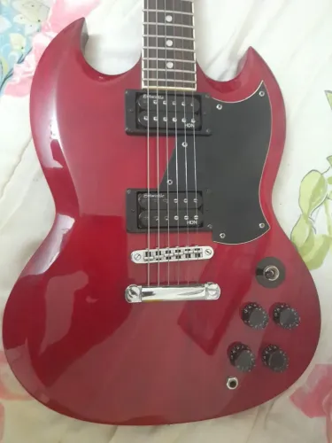 Guitarra tanglewood sg tsb 67 Cherry