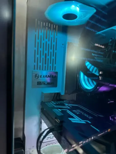 PC GAMER RTX 5060 6GB 32GB RAM NVME 256G