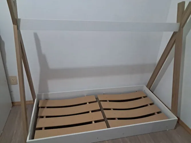 Cama montessoriana 