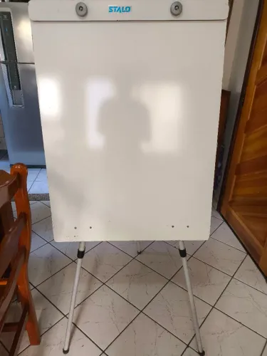 Vendo Flip Chart Branco ótimo preço 