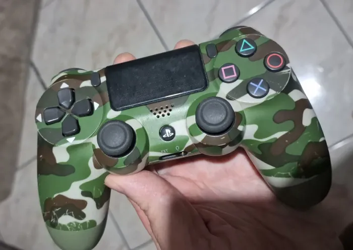 Controle ps4 paralelo camuflado