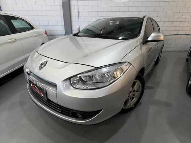 Renault Fluence Sed. Dynamique 2.0 16V Flex Aut. 2012