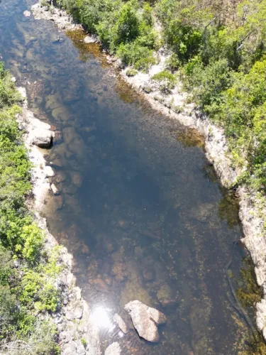 TERRENO DE 04 HECTARES EM CAVALCANTE DE GOIÁS COM RIO E CAHOEIRA DENTRO!