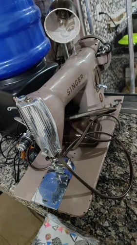 Máquina de costura