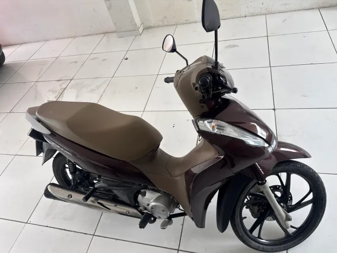 Honda biz bem nova Pineus novos toda original único dono