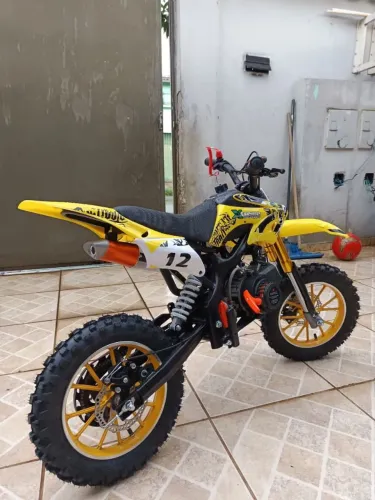 *moto infantil a gasolina* nova nunca usada*