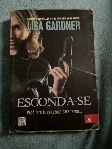 Livro Esconda-se