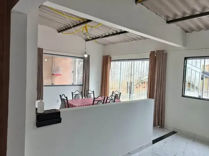 Casa a venda em