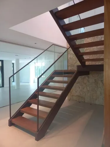 Guarda Corpo para escada e sacada