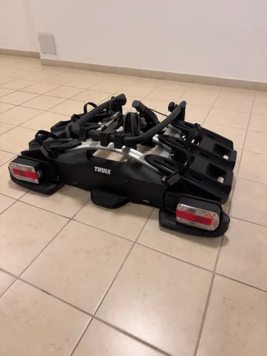 Thule Velocompact 3 Bikes