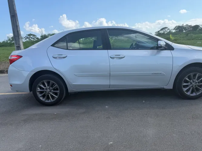 Toyota Corolla GLI 1.8 Flex 16V Aut. 2017