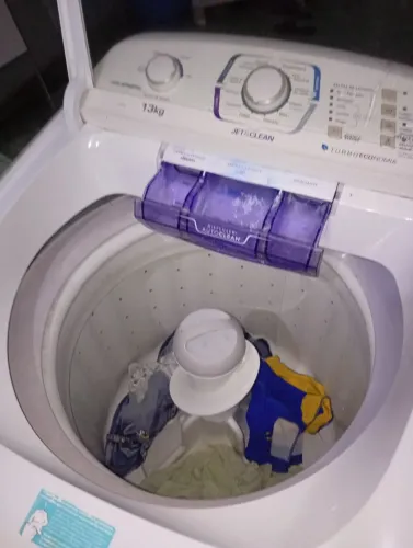 Vende-se máquina de lavar roupa