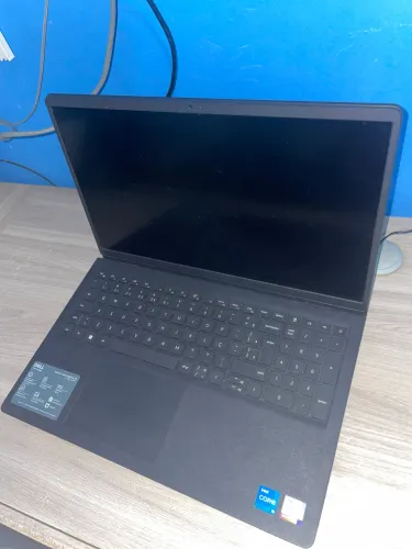 Inspiron 15