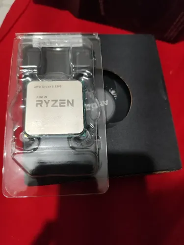 Processador Ryzen 5 5500 AM4 com Caixa e Cooler - Excelente Estado