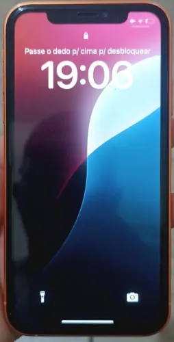 iPhone XR com carcaça do 17 pro max