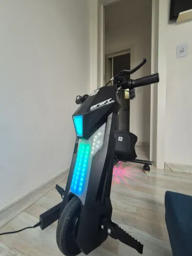 Triciclo Elétrico Drift com 3 Velocidades - Preto