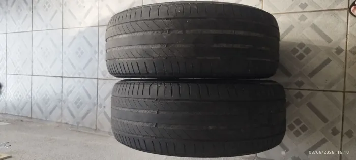 Par de Pneu Michelin 205/55/16 