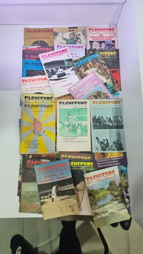 coleção de Revistas plenitude igreja universal IURD primeira edições históricas 1,2,3...
