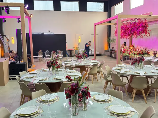ESPAÇO PARA EVENTOS/ CASA BELLA SETOR BUENO