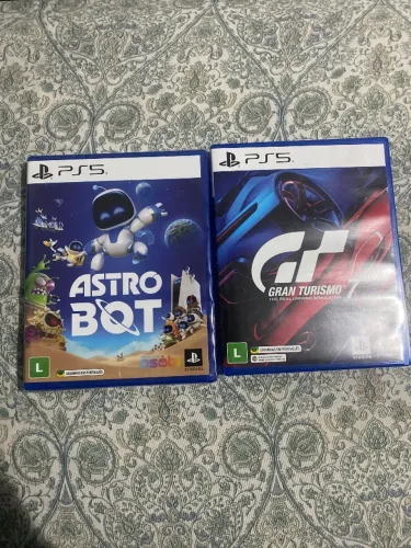 Gran Turismo 7 e Astro Bot a venda