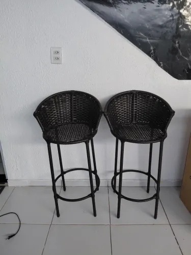 2 cadeiras novas
