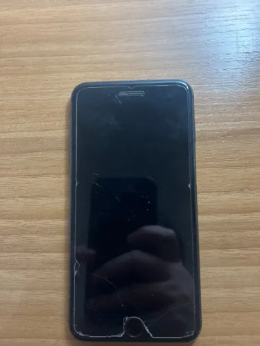 iPhone 8 Plus na cor preta 