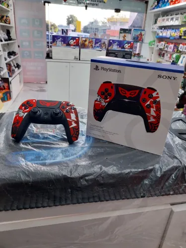 DUALSENSE 5 PERSONA
