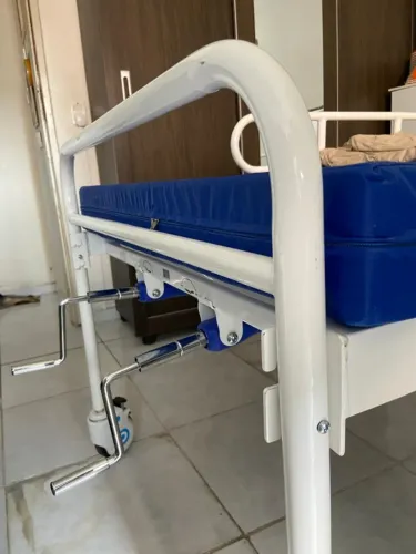 Cama Hospitalar DX2 - Dellamed