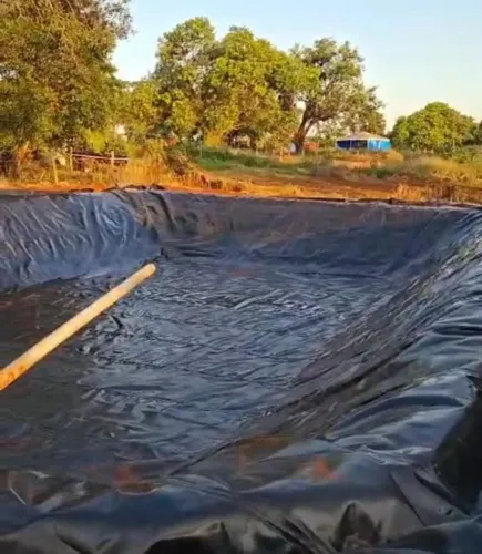 Lona Pead 800 micras Geomembrana para Impermeabilização de Tanques e Lagos 10 x 8,5 m