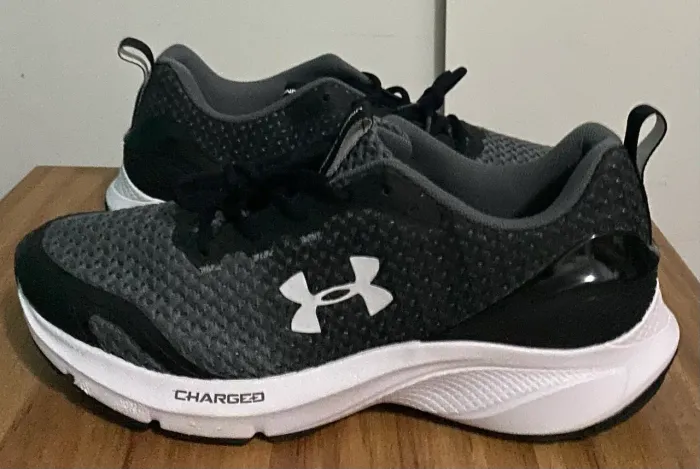 Tênis Under Armor 41 BR