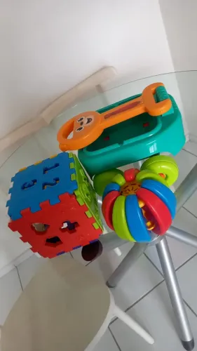 KIT COM 3 BRINQUEDOS INFANTIS EDUCATIVOS - RETIRADA NO BAIRRO TABULEIRO