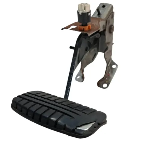 Pedal Mitsubishi Pajero Full 2007 A 2020