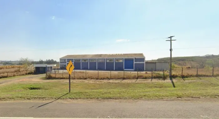 OPORTUNIDADE INDUSTRIAL: FRENTE PARA RODOVIA SP-101 - Galpão1500 m² e Terreno 25.000 m²