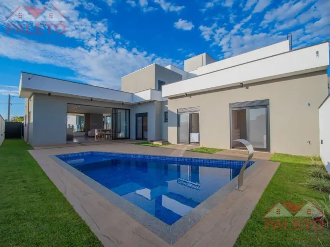 Casa 3 suítes a venda no Condomínio Ninho Verde II na cidade de Pardinho interior de SP