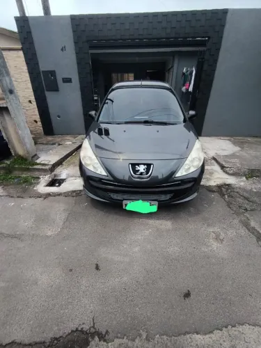 Peugeot 207 XR 1.4 Flex 8V 5P 2011