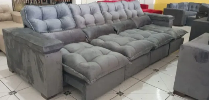 Sofá Retrátil e reclinável 4 lugares com espuma no assento,fibra e mola