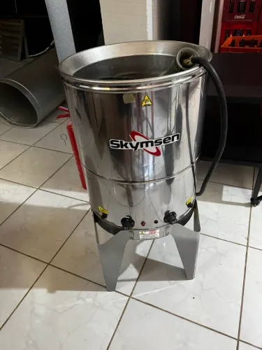 Fritadeira skymsen água e óleo 24 litros