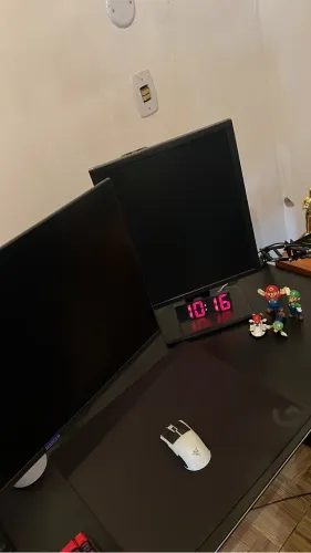 Monitor Dell 75hz (ideal para secundário).