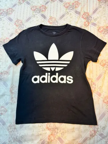 Camisa preta adidas
