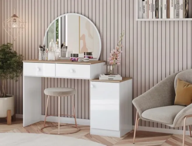 Penteadeira nova na caixa 