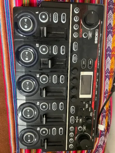Boss RC-505 MKII Loop Station - Excelente Estado