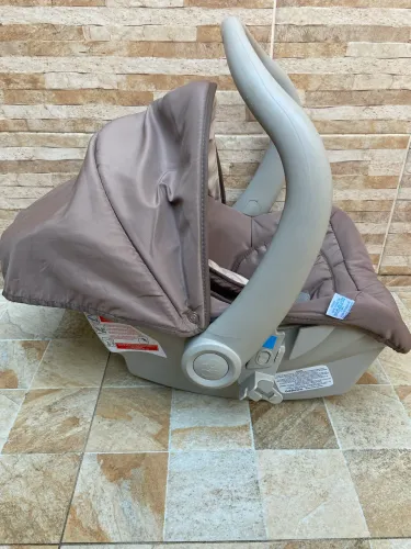 Bebê conforto 