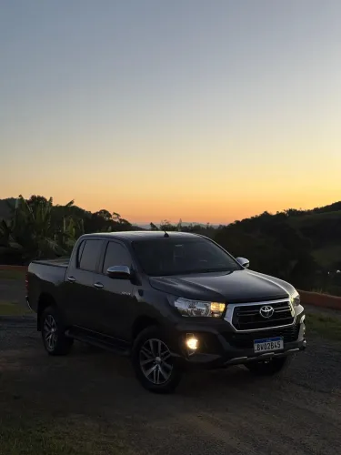 Toyota Hilux CD SRV 4X4 2.8 TDI Diesel Aut. 2020
