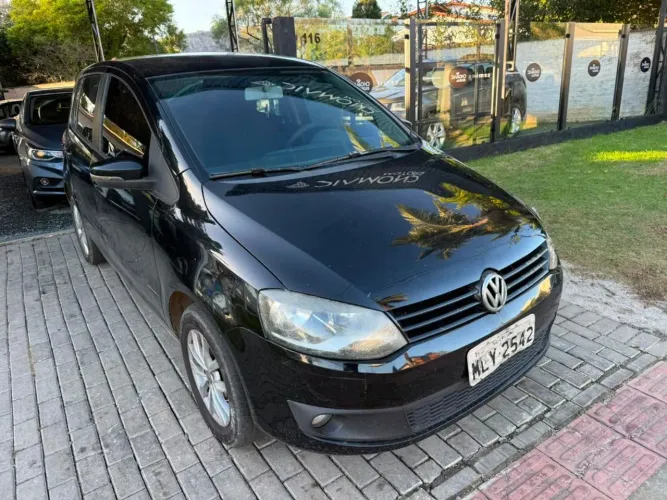 Volkswagen Fox 1.0 MI Total Flex 8V 5P 2014