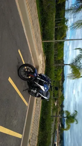 Vendo CB 300 f