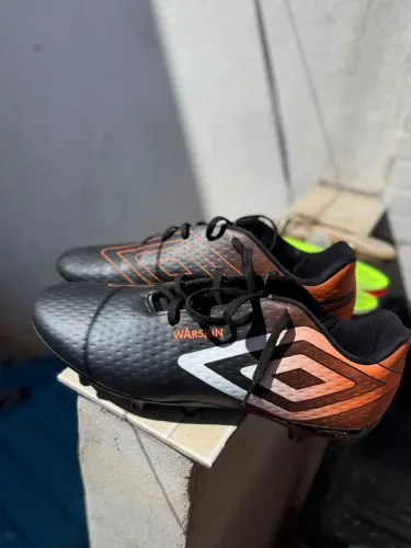 Chuteira Masculina Umbro