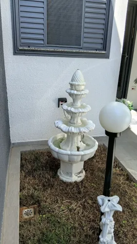 Fonte de concreto para jardim 1,30 m de altura completa com bomba 5 peças 